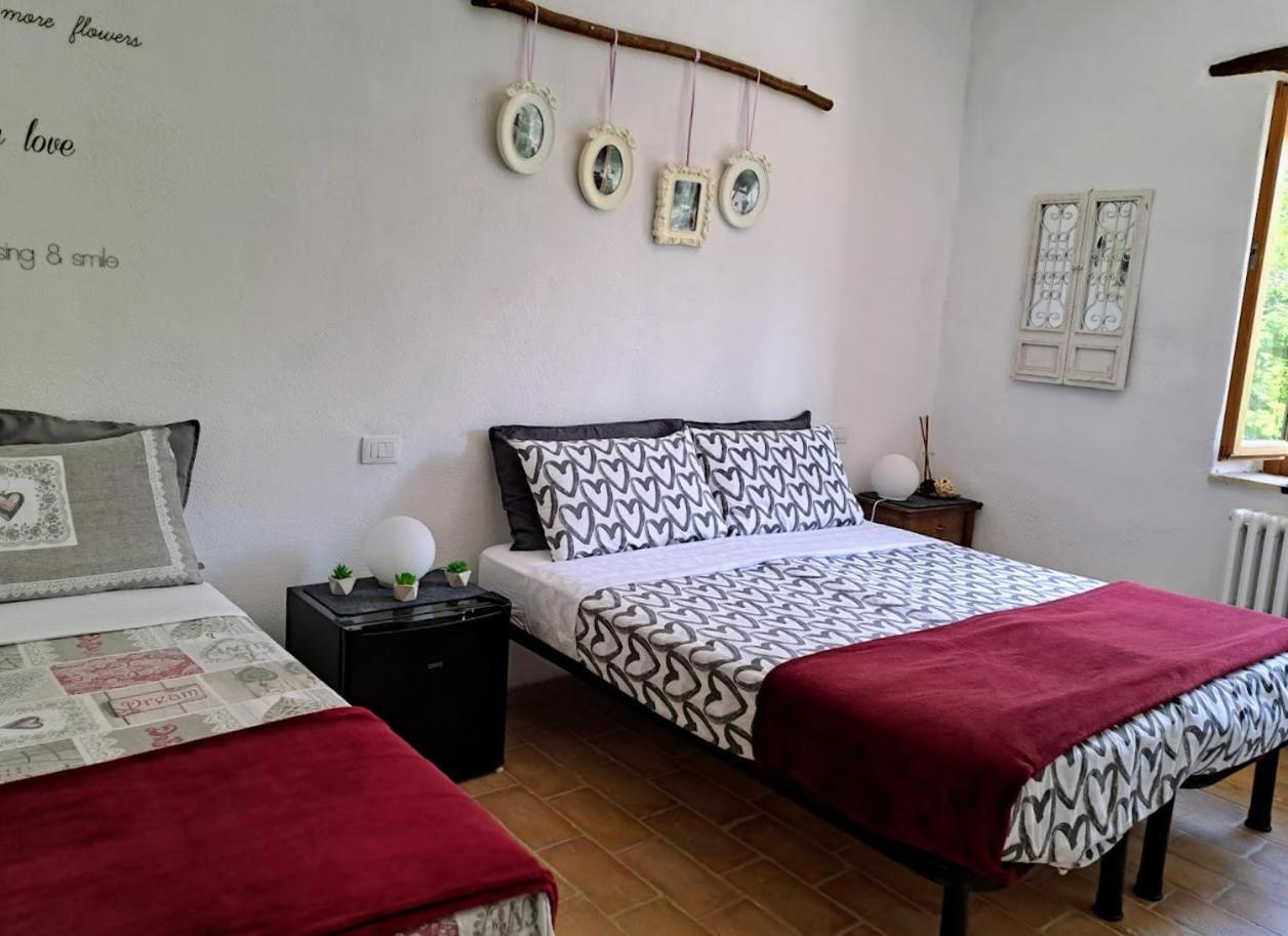 Le Ginestre Guesthouse Ασίζη Δωμάτιο φωτογραφία